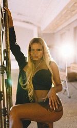 Детализированные фото и отзывы Zlata VIP